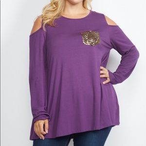 New Women’s Plus Size 1X Purple Cold Shoulder Top with Gold Sequin Pocket